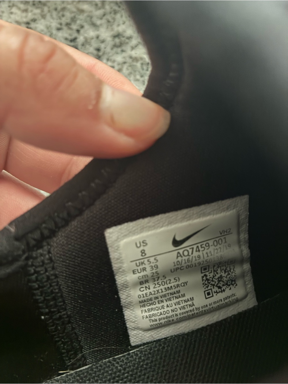 Nike Womens Sneakers l 8 - Picture 3 of 11